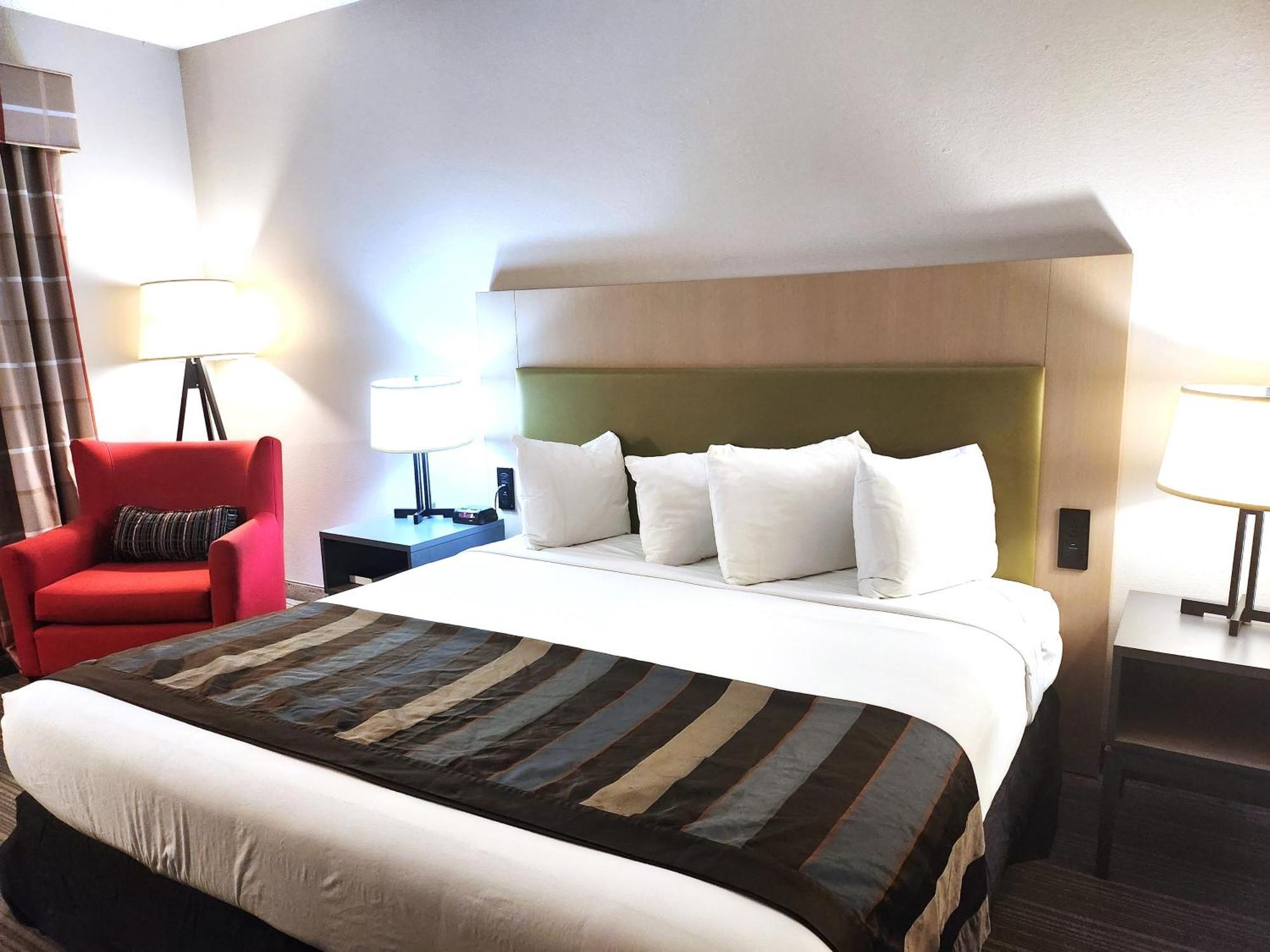 Wingate By Wyndham Matthews, Nc Hotel Екстериор снимка