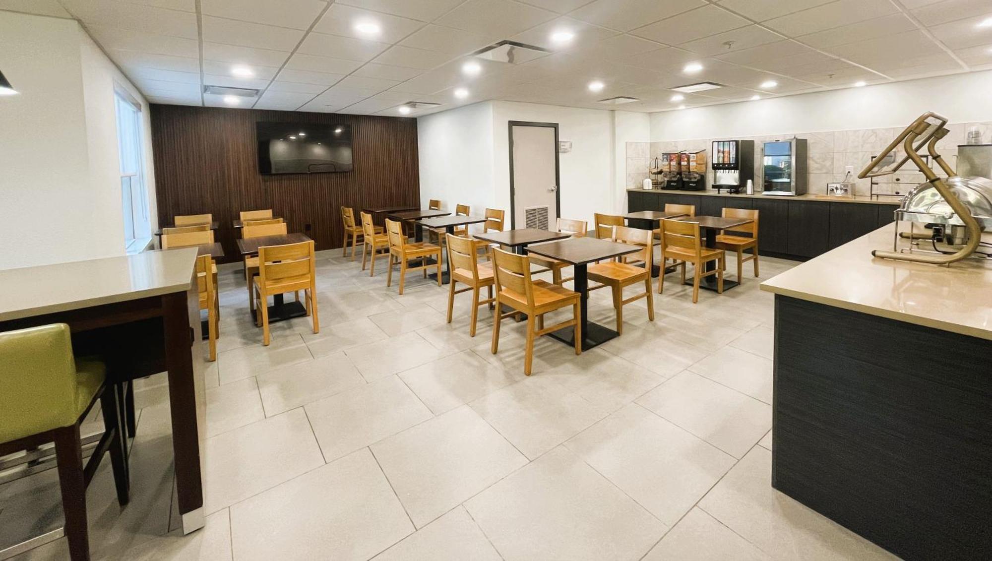 Wingate By Wyndham Matthews, Nc Hotel Екстериор снимка
