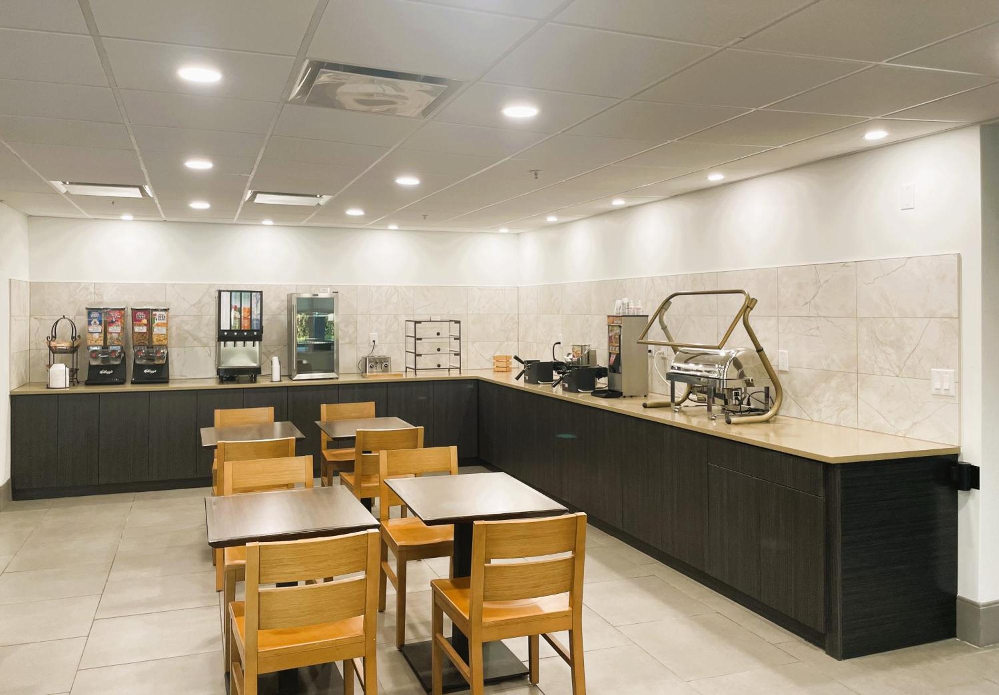 Wingate By Wyndham Matthews, Nc Hotel Екстериор снимка