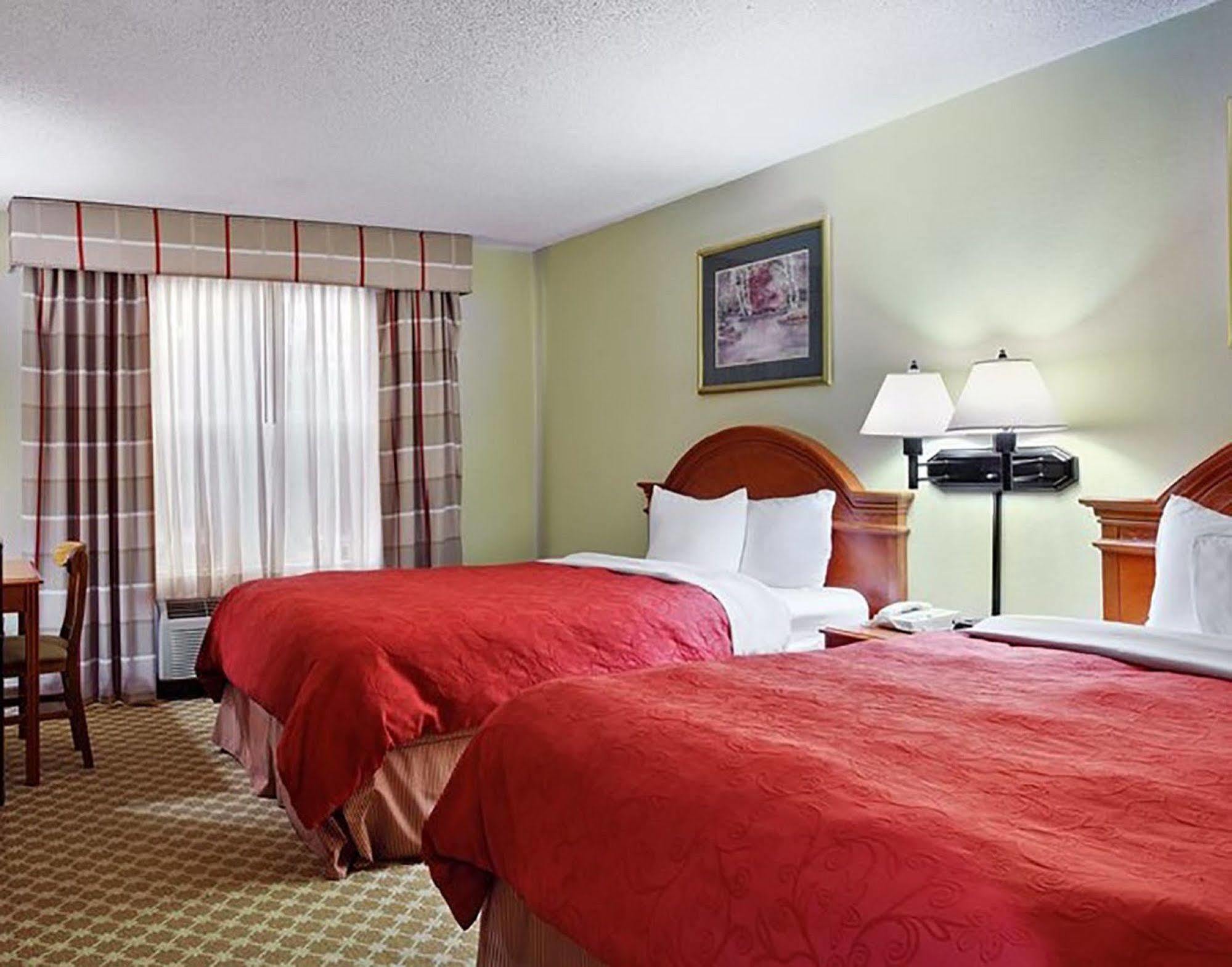 Wingate By Wyndham Matthews, Nc Hotel Екстериор снимка